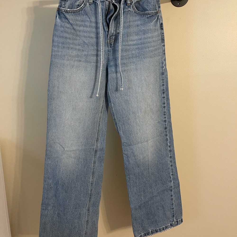 Women’s Light Blue Jeans